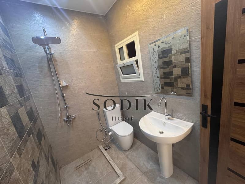 29 WhatsApp Image 2025-11-18 at 12.49. 52 PM. jpeg