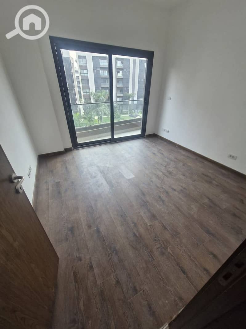 2 28dac3f7-e6fa-4c2f-90f4-2b6c251472c4. jpg