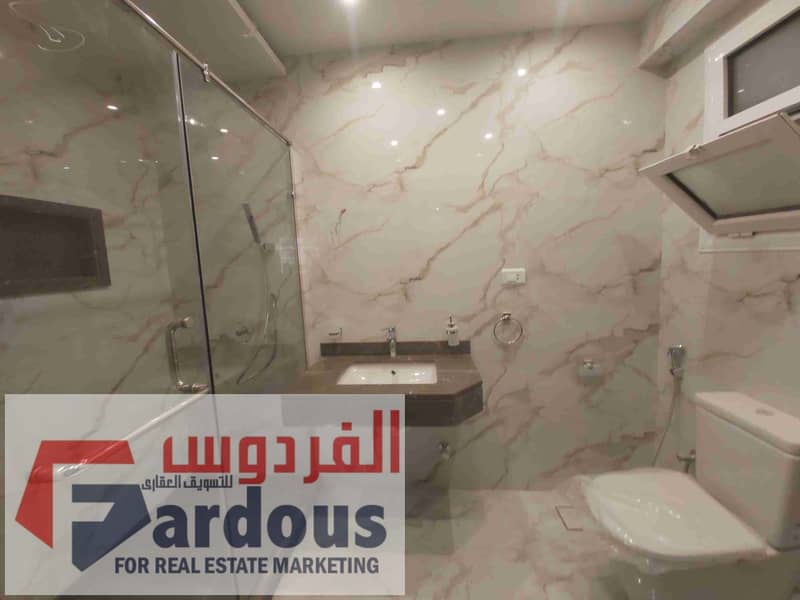 12 ٢٠٢٥١٢٠٦_١٢٣٤١٢. jpg