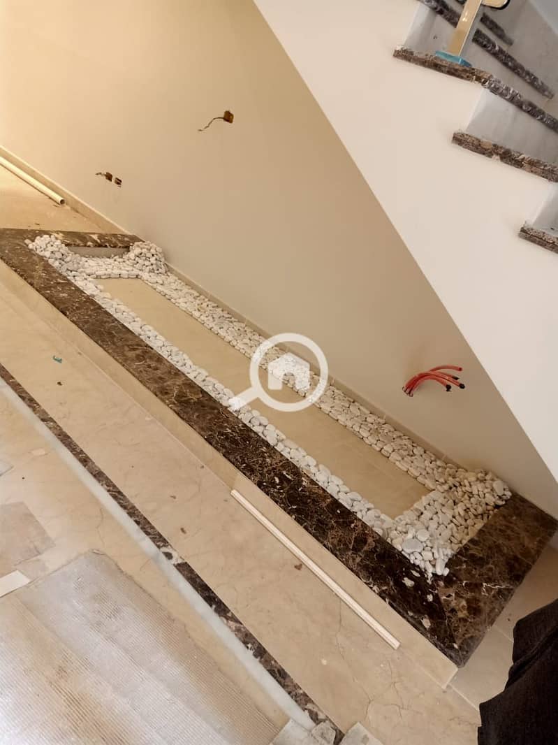 16 e9ba6f7c-6c85-47f1-8065-fb2b80fdb5b0. jpeg