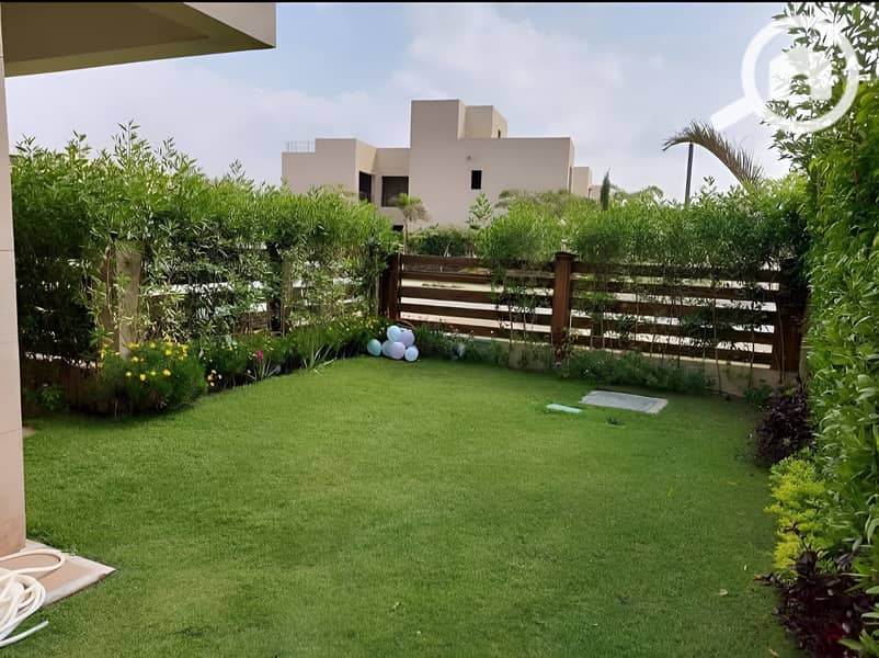 4 511895071_3946919992304824_1427445865196761761_n. jpg