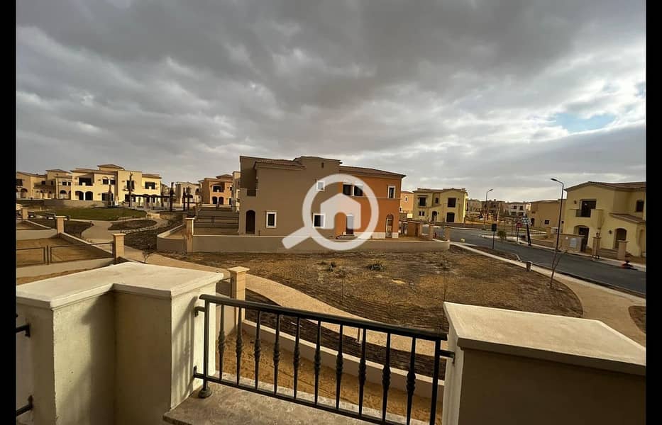 5 477385242_9054035798019367_1608708370842327363_n. jpg