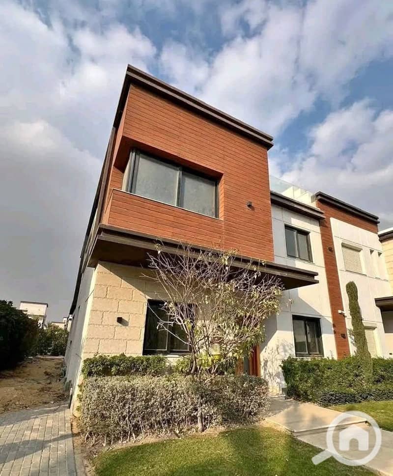 8 494169889_2080809455748237_7656888323888858715_n. jpg