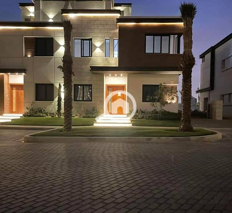 9 385889906_1104622873848580_3165110643430289447_n. jpg