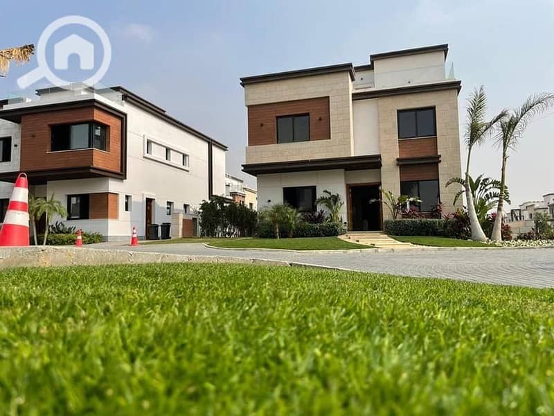 11 386243785_1104622963848571_5736652945492219991_n. jpg