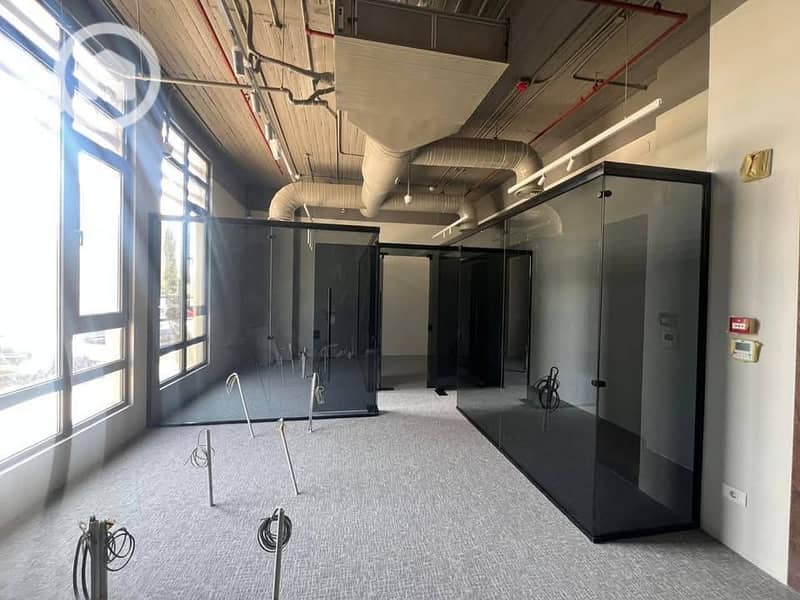 10 597887154_122156017250888009_8880373114491988526_n. jpg