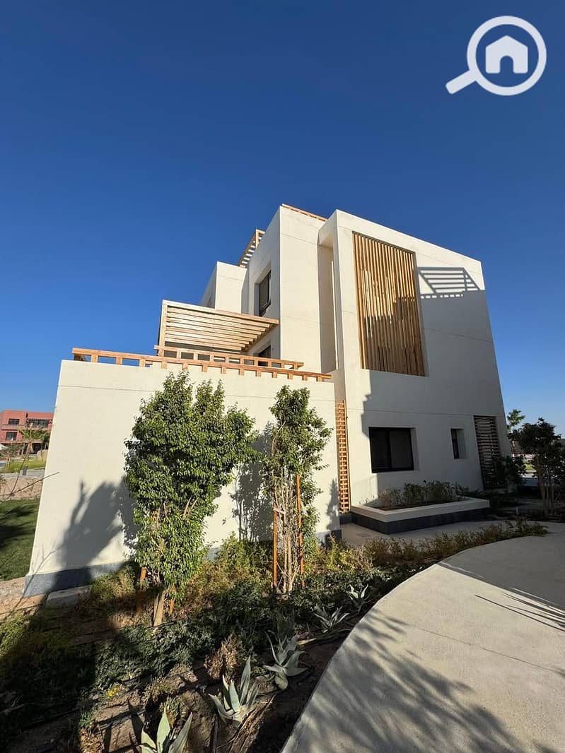 5 WhatsApp Image 2025-12-16 at 11.57. 24 AM. jpeg