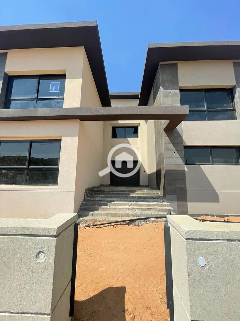 4 WhatsApp Image 2025-12-25 at 12.25. 34 PM. jpeg