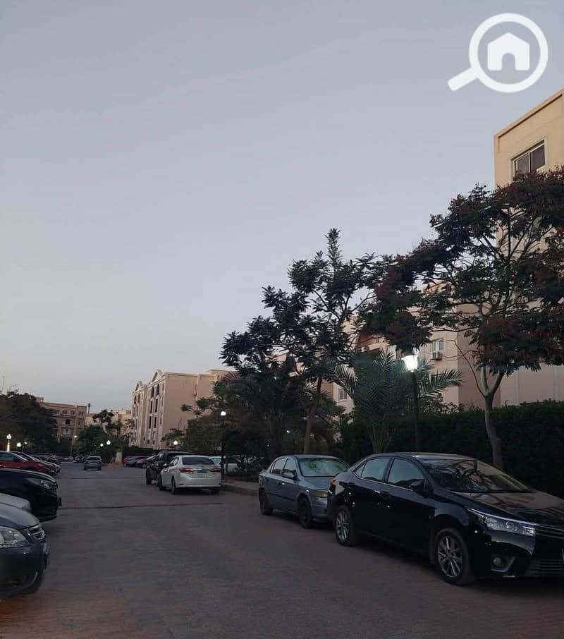 9 4d680f68-5bc1-49ac-ad62-8d51d06c2ef1. jpeg