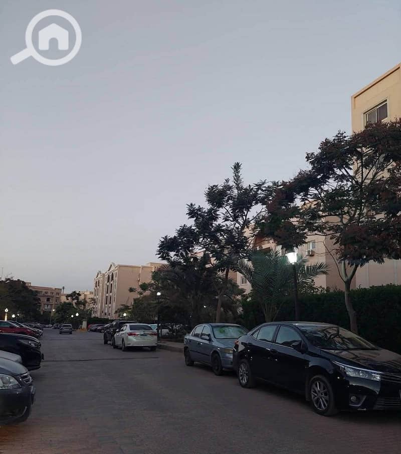 9 4d680f68-5bc1-49ac-ad62-8d51d06c2ef1. jpeg