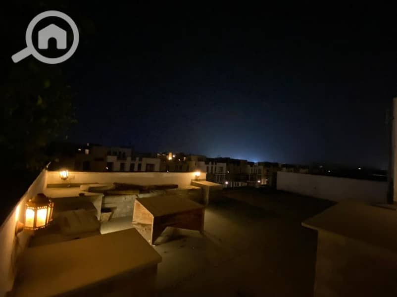 5 4f5bdd5c-6697-4f65-abe2-192a30b94636. jpg