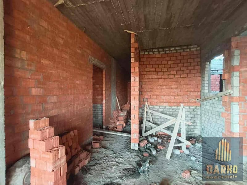 6 b9878317-b24c-4dfd-a921-897f11498c1c. jpg