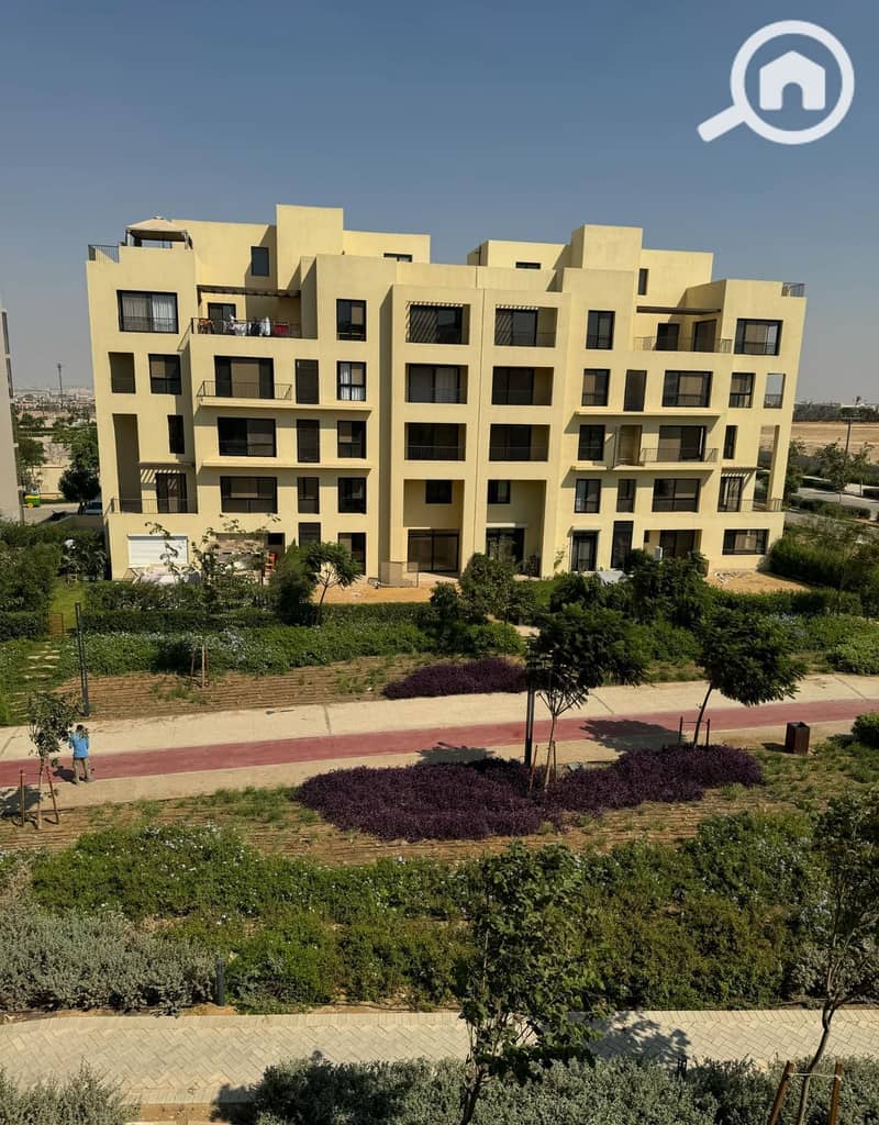 8 6447c259-256b-46d6-ae68-b1bb948cdbae. jpg