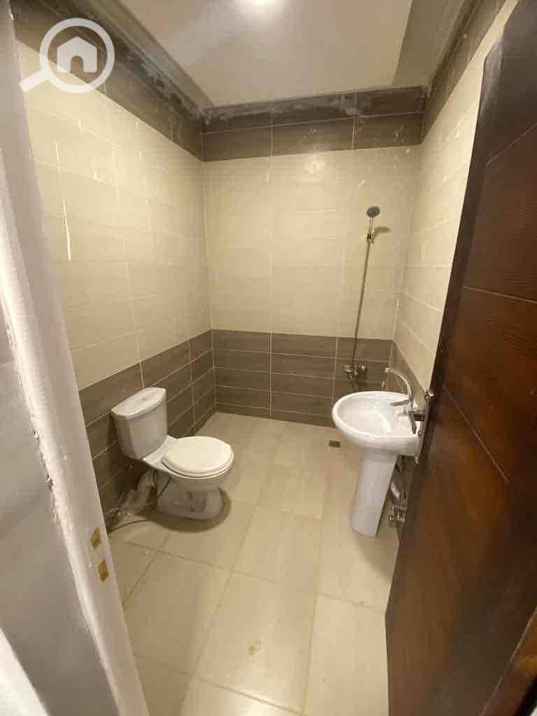 21 62b17e62-7f3a-4b60-852d-872f2001d398. jpg