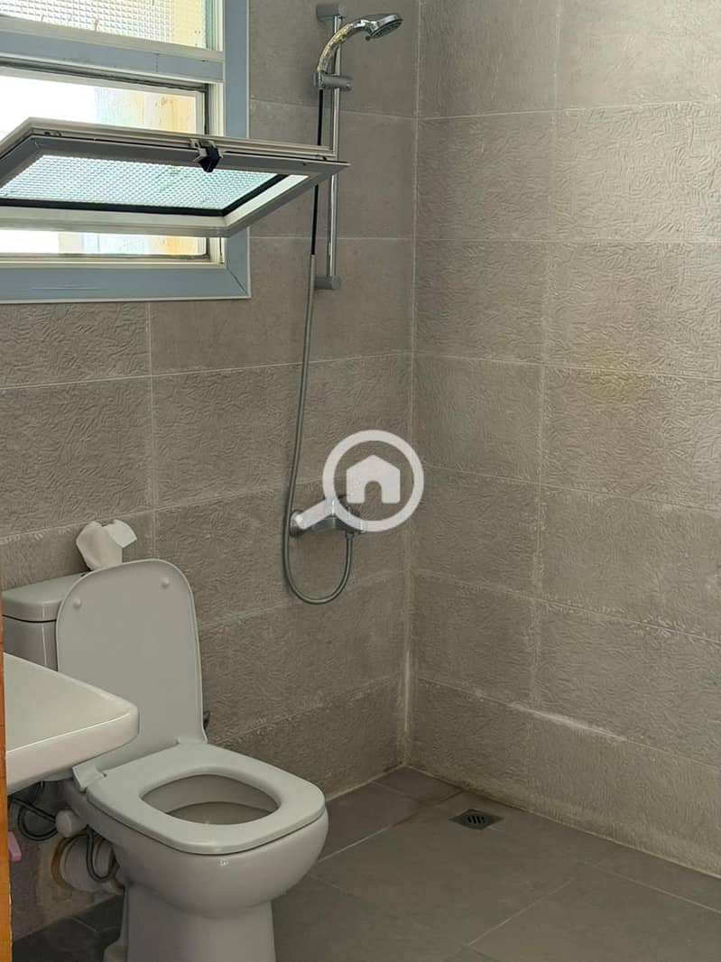 12 WhatsApp Image 2025-12-29 at 1.54. 39 PM (1). jpeg