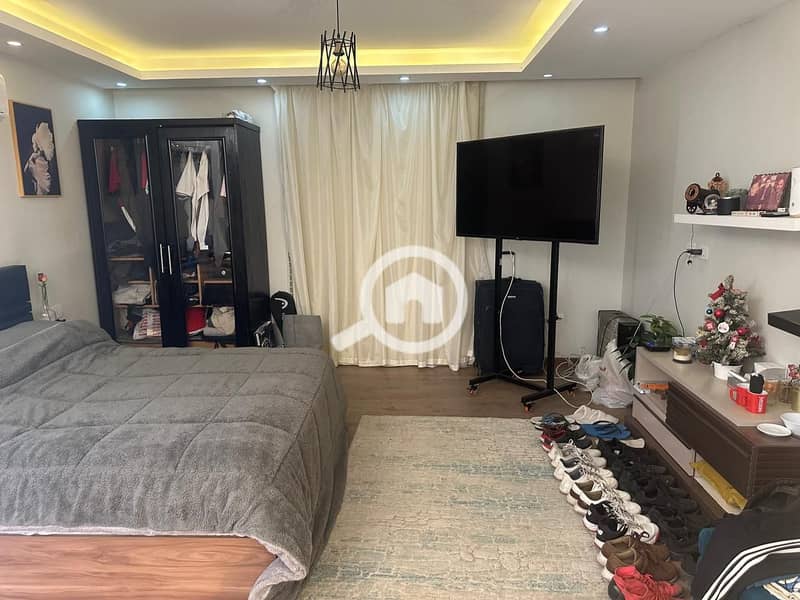 11 f126a375-7b9c-4a27-aa1e-67255bbe2378. jpg