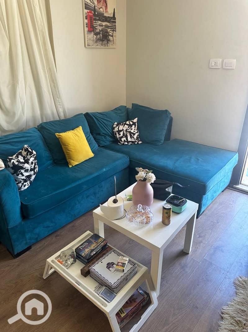 12 fe9577dd-8e7f-4667-a0da-0268deffc7cf. jpg