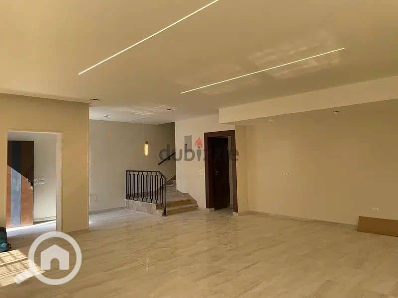 2 87141752-800x600. jpeg