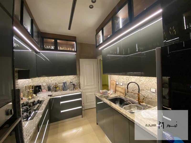 2 afa96506-19cb-4e37-8e68-a071a77f7457. jpg