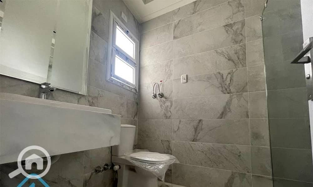 5 c6837190-19f5-4b6a-851d-346015af0f94. jpg