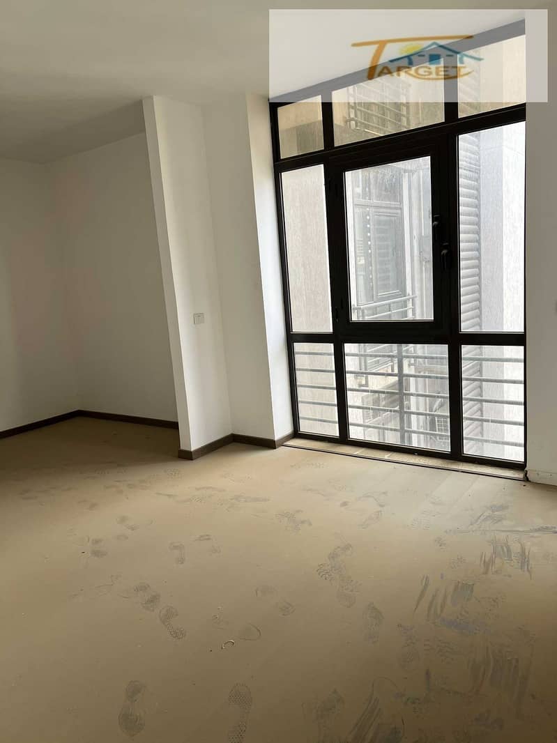 6 WhatsApp Image 2025-12-29 at 2.33. 08 PM. jpeg