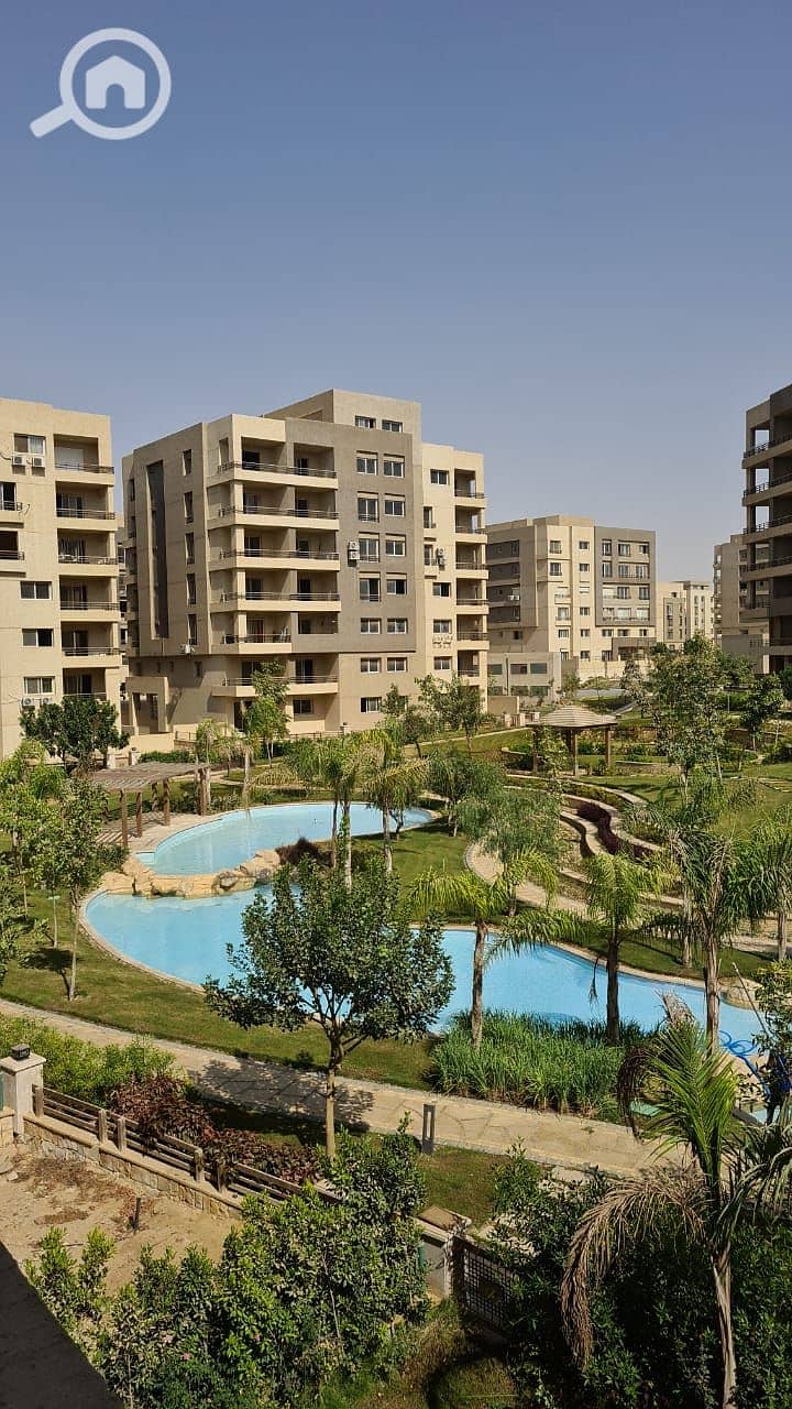 7 The_Square_cover_. jpg