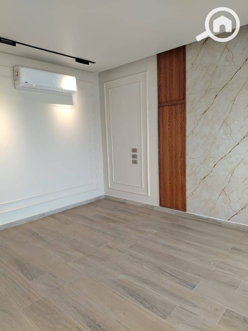 4 WhatsApp Image 2025-12-28 at 2.10. 11 PM (1). jpeg