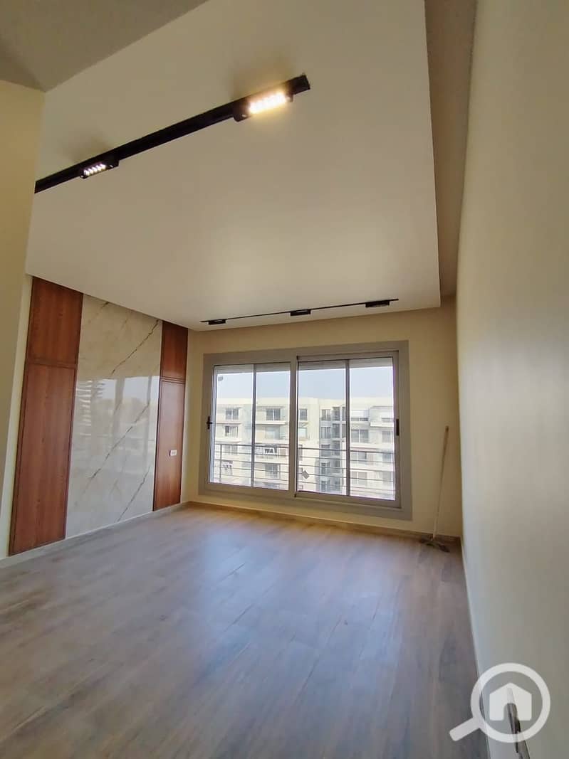 5 WhatsApp Image 2025-12-28 at 2.10. 11 PM (2). jpeg