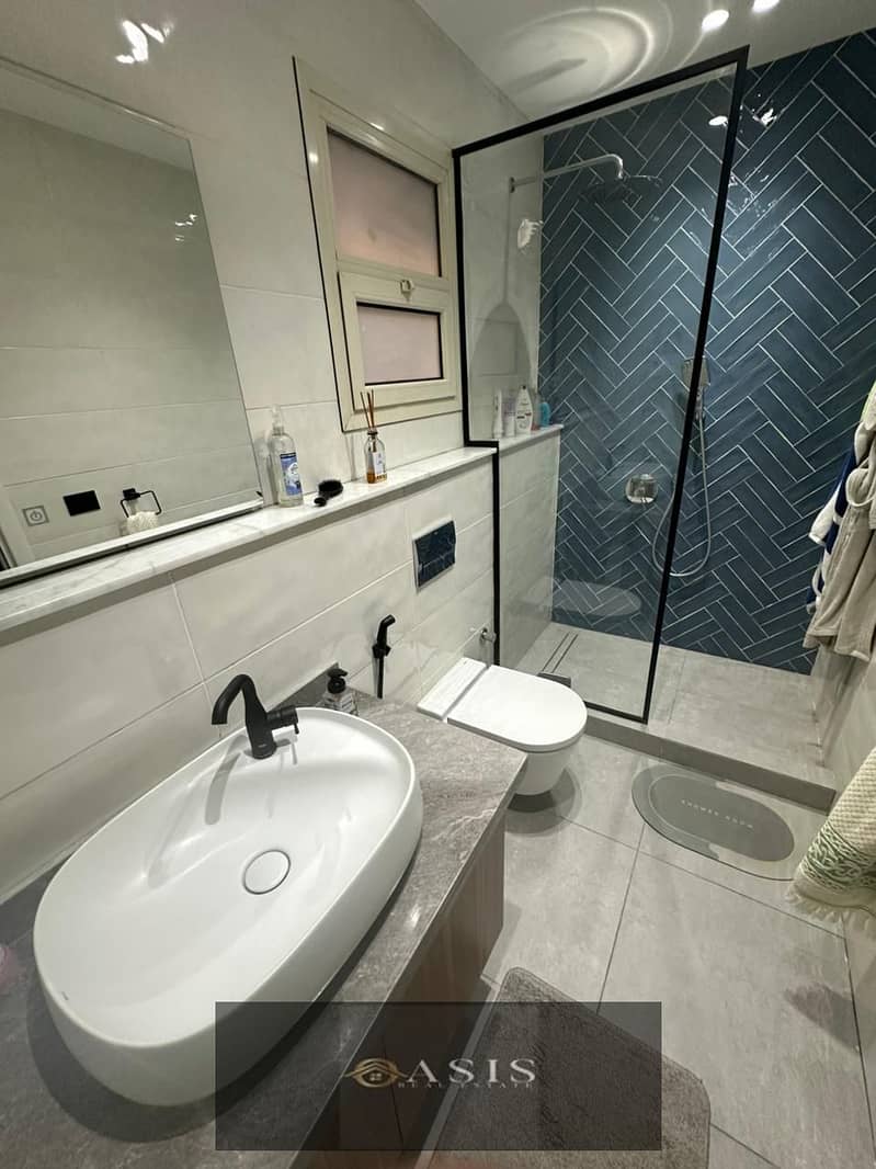 11 WhatsApp Image 2025-12-28 at 17.27. 32 (1). jpeg