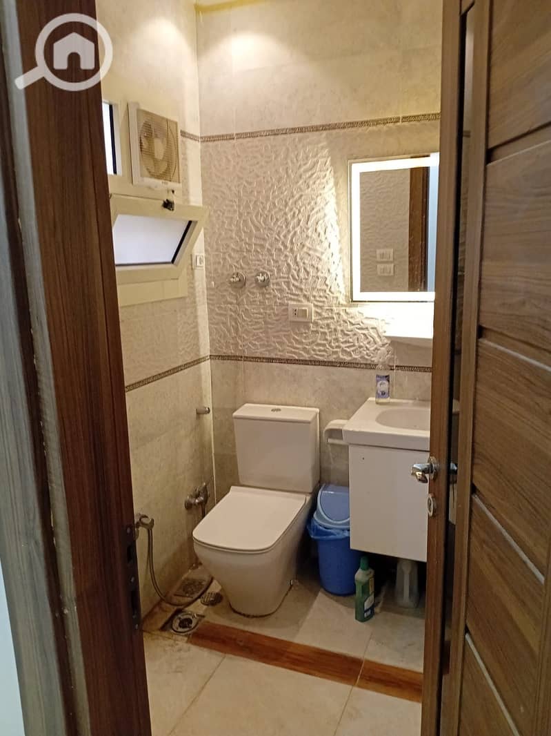 7 2062035f-0186-4ce5-a664-3c5cffd68a49. jpeg