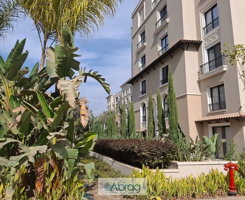 4 4f933a7a-ae49-494d-b783-a766942aa9dc. jpg