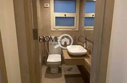 4 ee5e6195-7211-4698-8d56-3f9d9f0970a9. jpg