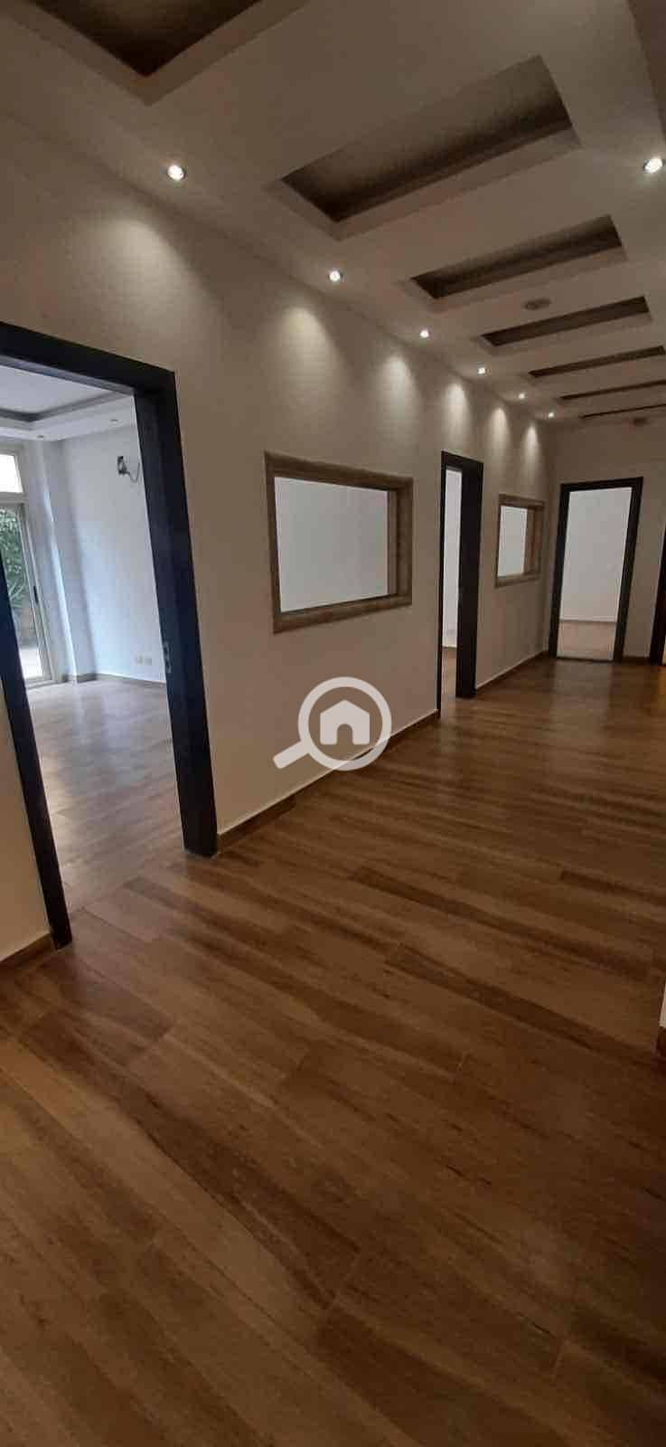 10 7b11342f-f3ff-4911-b236-780f4b5f8f24. jpg