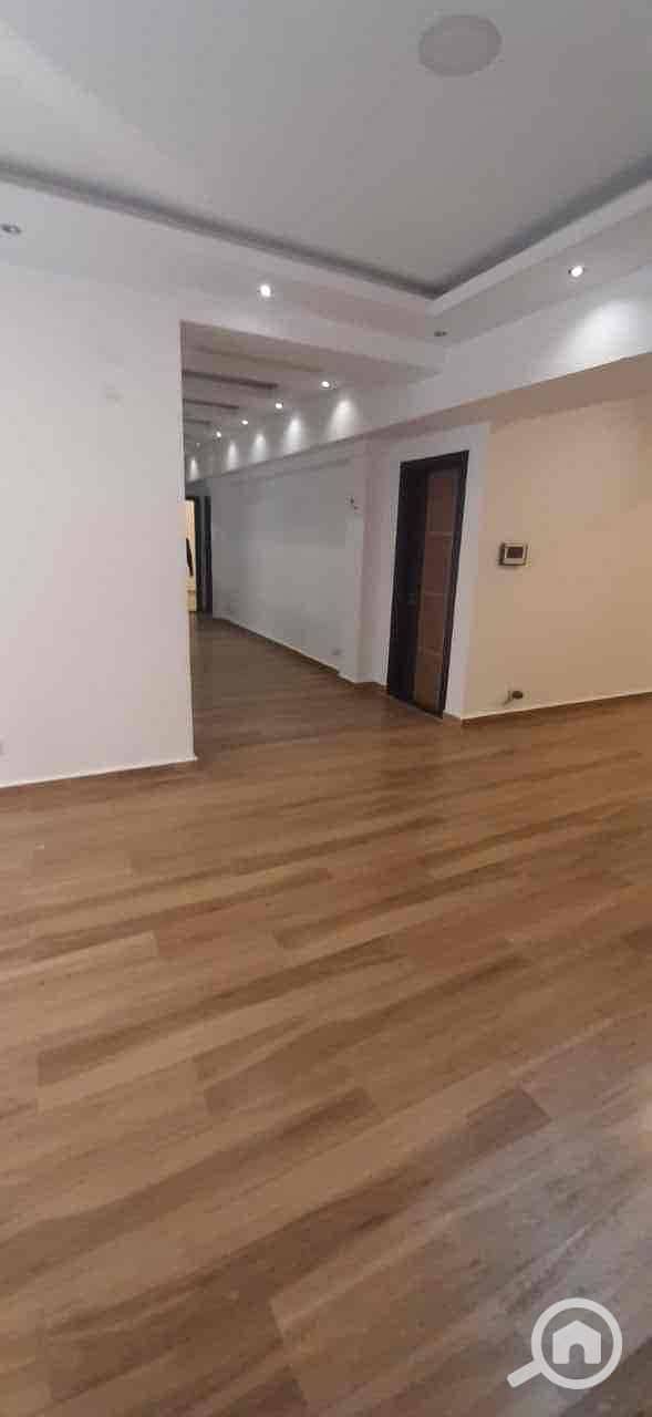 14 fb3675a2-28a7-453c-a4d3-69702ece393d. jpg