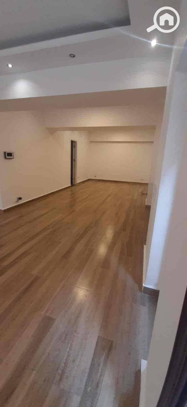 16 14864ea5-5498-4ad2-a378-134be6a12128. jpg