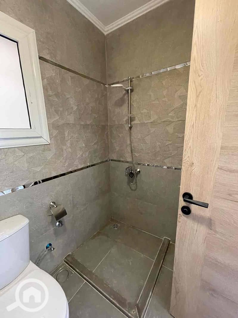 4 WhatsApp Image 2025-07-30 at 2.05. 34 PM (2). jpg