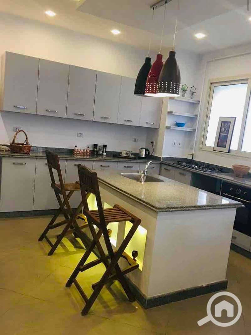 2 7bd4a468-9ff0-4f2b-85e7-0f9eaf20dc6d. jpg