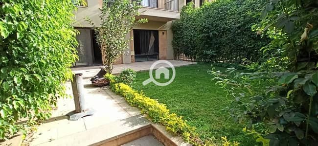 5 Bedroom Townhouse for Rent in Sheikh Zayed, Giza - 2a56f825-6a76-4e0c-ba6f-7ec01d24264d. jpg