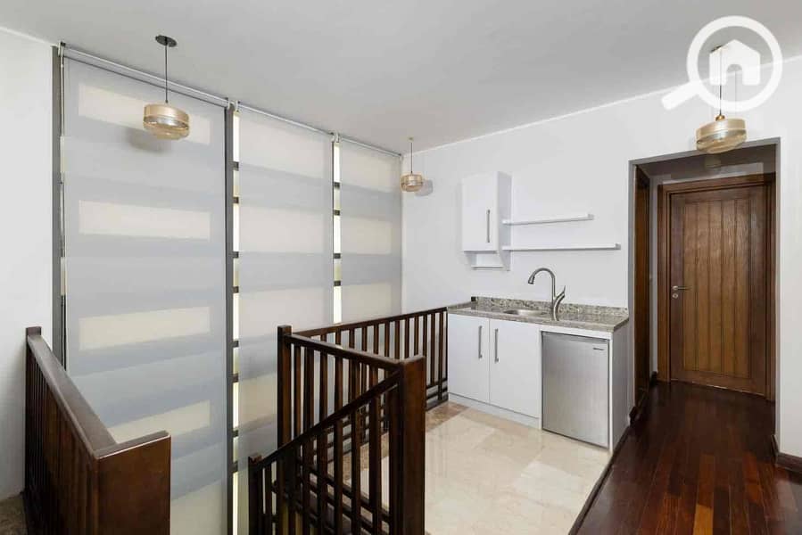 8 201e7745-b3f7-4fdc-a1eb-304625df74aa. jpg