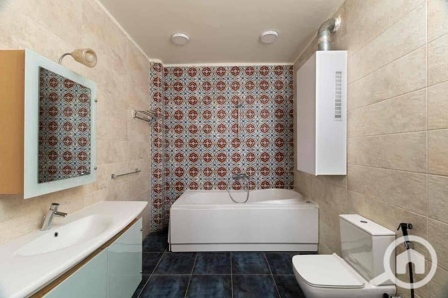 11 27139973-043d-4f7f-a999-5bf4d65d7511. jpg