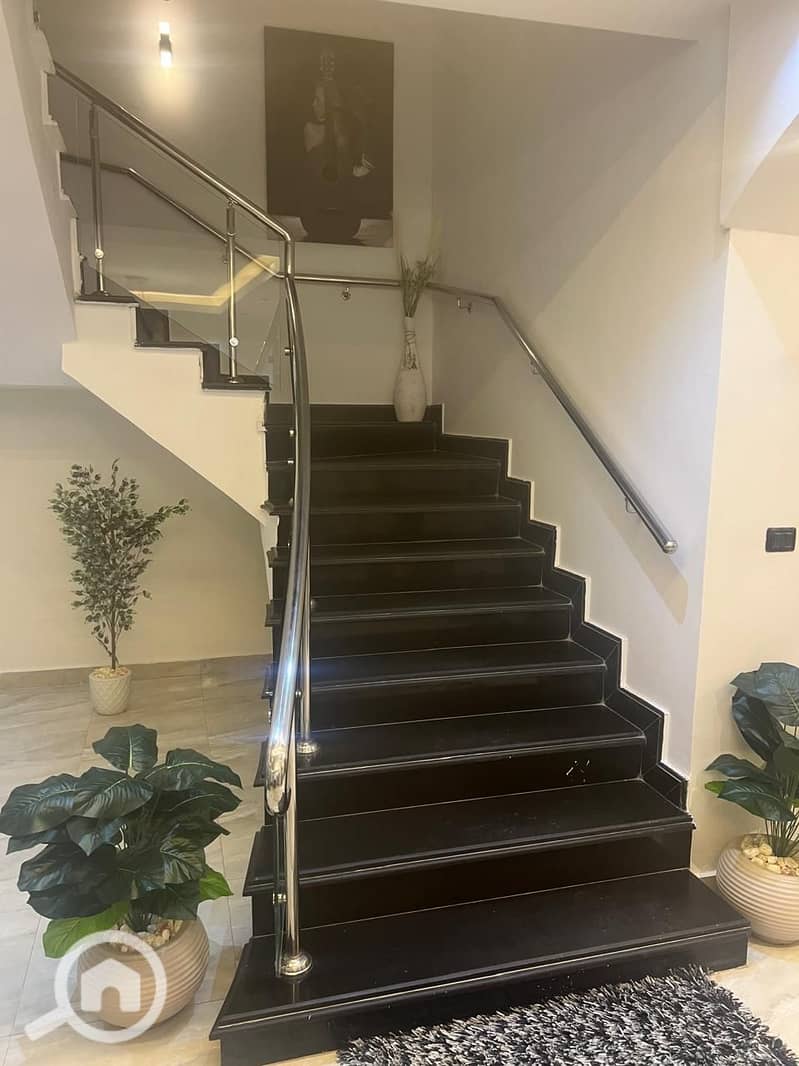 2 WhatsApp Image 2025-11-22 at 1.12. 26 PM (1). jpeg