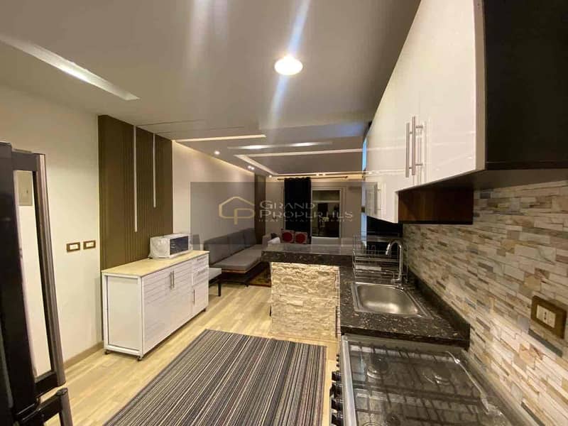 2 1d4d403a-cfb0-434f-8971-e18e4405b513. jpg