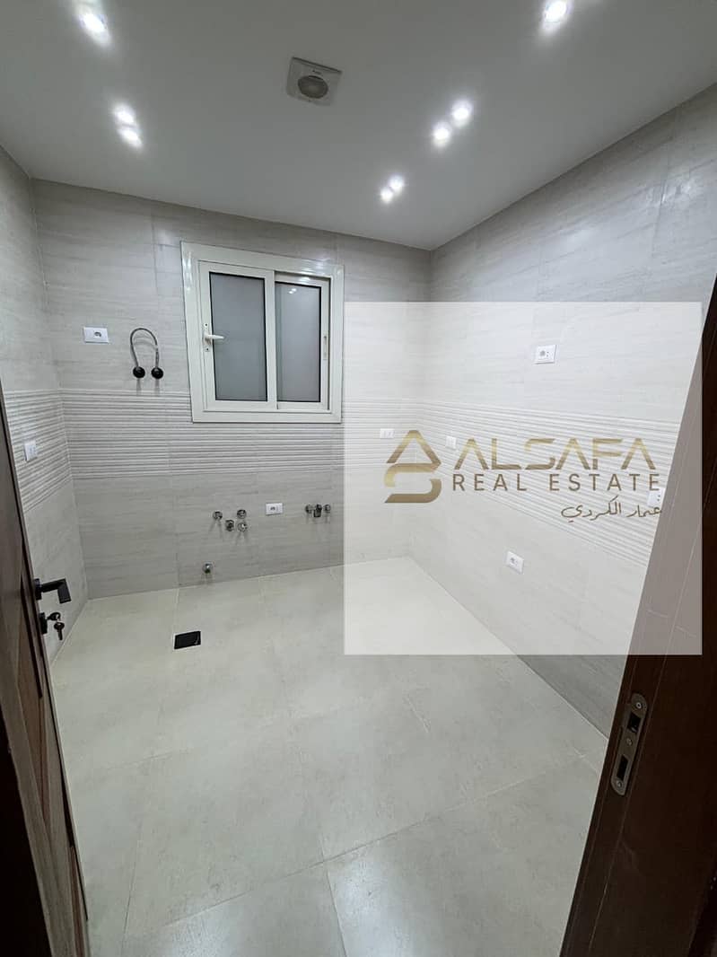 10 WhatsApp Image 2025-12-29 at 2.37. 59 PM (1). jpeg