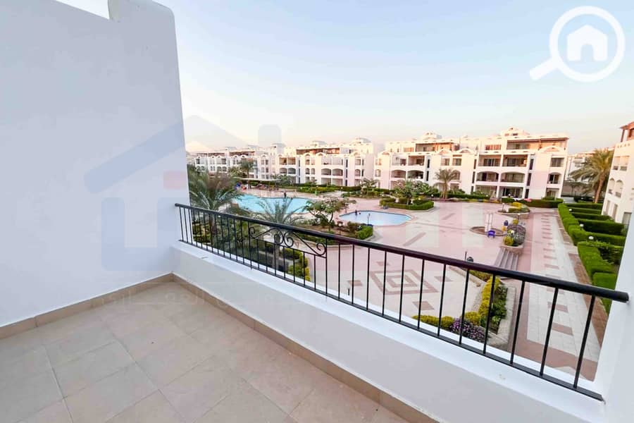 4 WhatsApp Image 2025-12-22 at 11.11. 48 PM (2). jpg