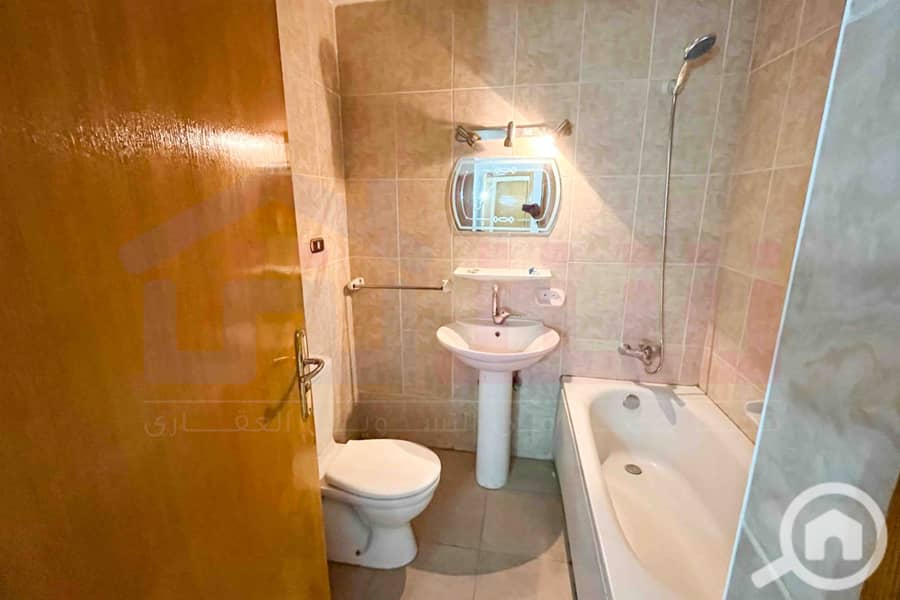 20 WhatsApp Image 2025-12-22 at 11.11. 52 PM (1). jpg