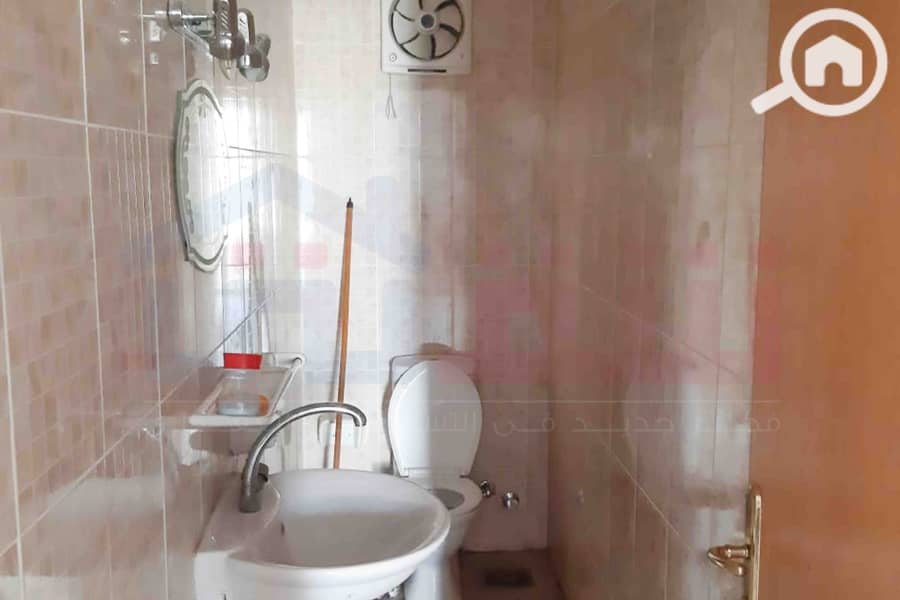 24 WhatsApp Image 2025-12-22 at 11.11. 50 PM (1). jpg