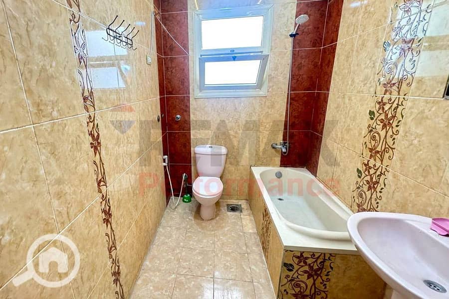 12 WhatsApp Image 2025-12-22 at 1.41. 38 PM (2). JPG