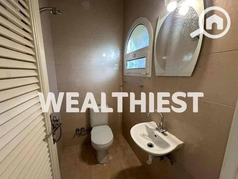 17 c905e4e5-af73-4247-a9c4-42e048497964. jpg