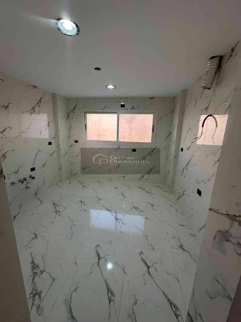 8 6047a231-dff2-4646-aa1a-68566d0813f4. jpg