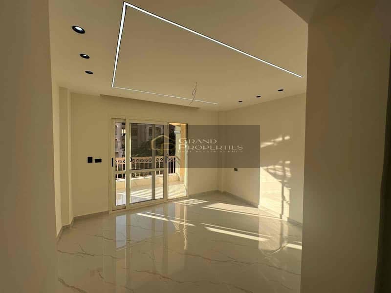 9 52462df4-5091-443d-99d7-b06942ea0b8b. jpg